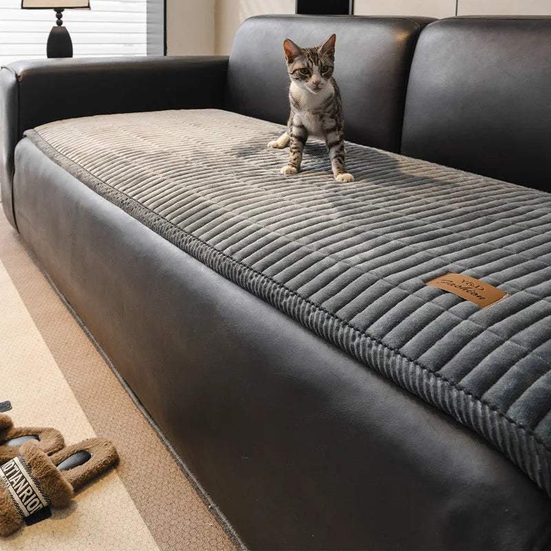 Flannel Sofa Cover – Thickened Non-Slip Couch Protector, Cat Scratch Resistant
